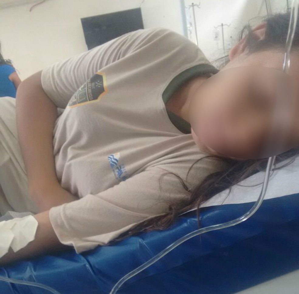 Menina ficou internada após desmaiar em escola (Foto: Arquivo pessoal)