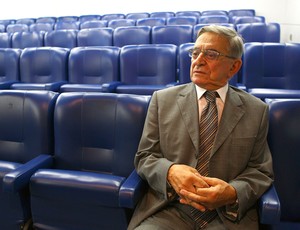 Fábio Koff toma posse como novo presidente do Grêmio (Foto: Lucas Uebel/Grêmio FBPA)