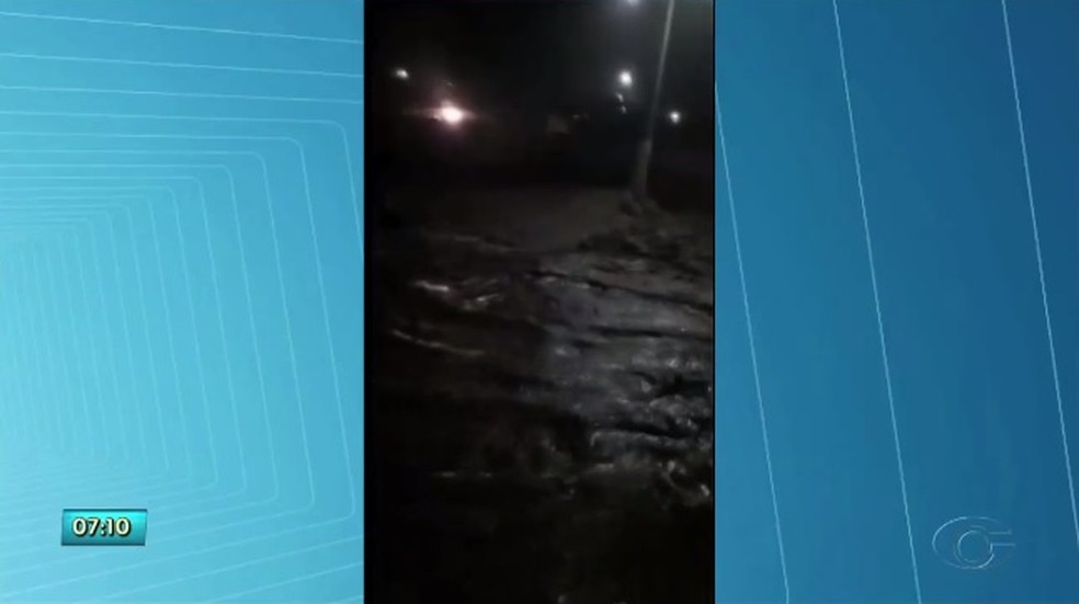 Chuva forte no SertÃ£o de Alagoas causa estragos â€” Foto: ReproduÃ§Ã£o/TV Gazeta