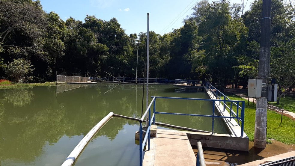 Água captada no Rio Batalha atende a cerca de 40% dos moradores de Bauru — Foto: Adolfo Lima/TV TEM