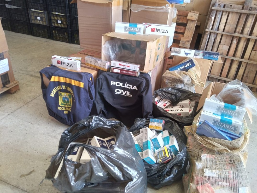 SET-RN e Polícia Civil do apreendem 11 mil maços de cigarros irregulares na Ceasa — Foto: Divulgação