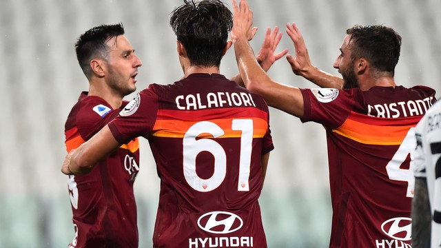 Kalinic comemora gol da Roma contra a Juventus
