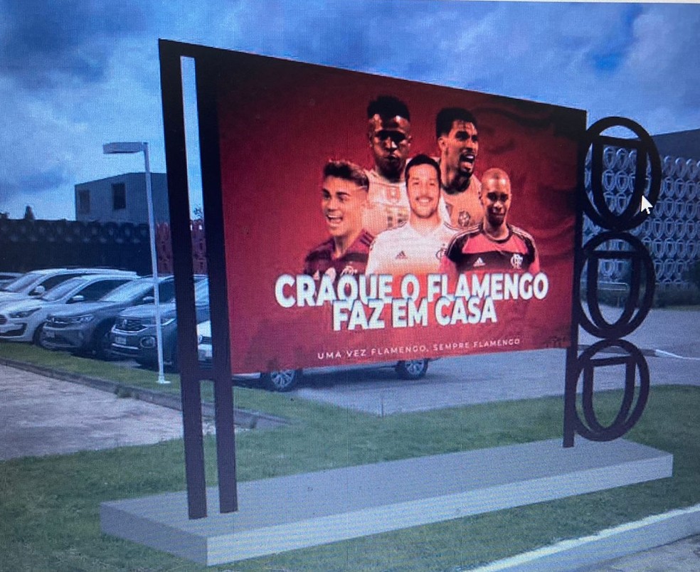 Painel "Craque o Flamengo faz em casa" exibe Juan, Julio Cesar, Reinier, Vinicius Júnior e Lucas Paquetá — Foto: Reprodução