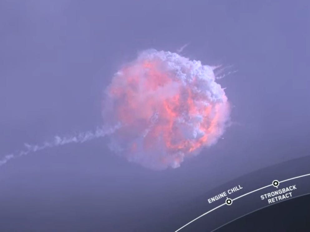 Explosão intencional do foguete Falcon 9 em teste realizado neste domingo (19/01) (Foto: SpaceX)