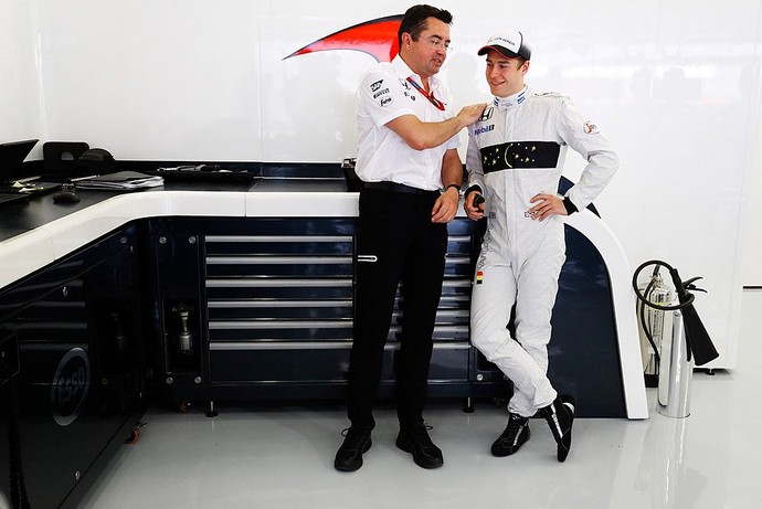 Stoffel Vandoorne estreia na Fórmula 1 no GP do Bahrein (Foto: Divulgação) Stoffel Vandoorne estreia na Fórmula 1 no GP do Bahrein (Foto: Divulgação)