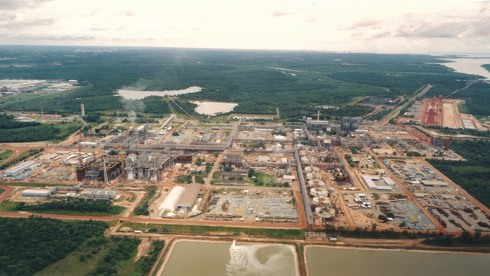 Com o projeto de expansão da Refinaria, em 2009, a planta triplicou a produção de alumina, hoje, com um volume de 3.7 mil toneladas /ano. — Foto: Acervo Alumar