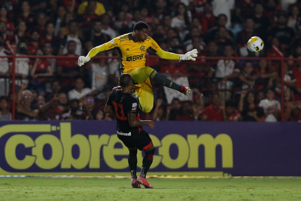 Atlético-GO x Flamengo: jogo teve placas de publicidade da Brax — Foto: Gilvan de Souza/Flamengo