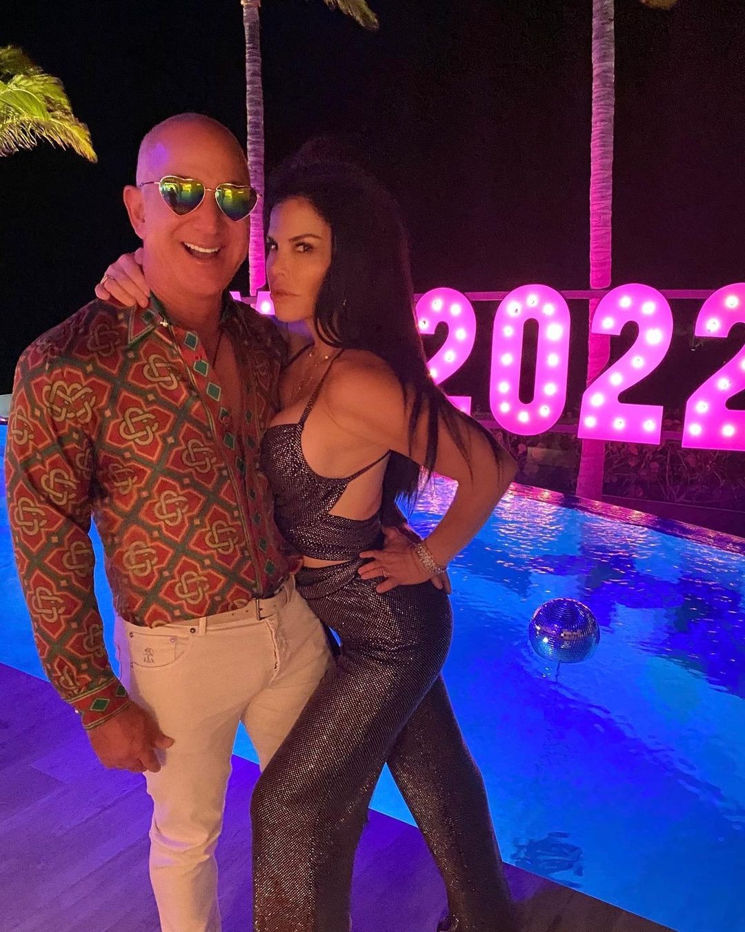 Jeff Bezos e a namorada (Foto: Reprodução/Instagram)