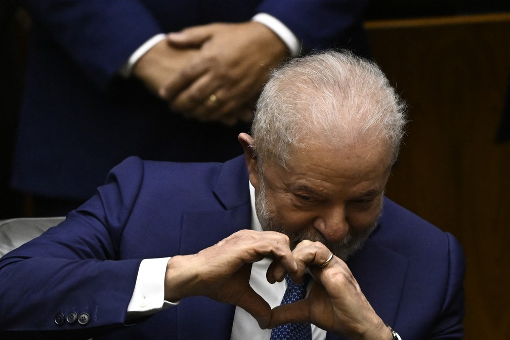 Lula durante cerimônia de posse — Foto: Mauro Pimentel/AFP