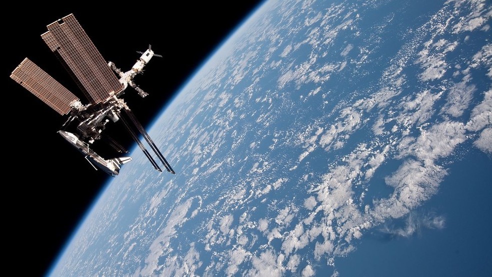 Astronautas que vivem na Estação Espacial Internacional precisam lidar com problemas específicos ligados à falta de gravidade — Foto: NASA