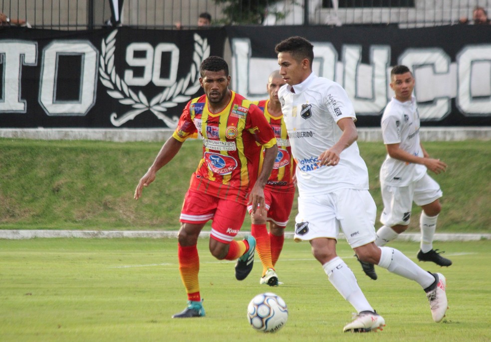 Fessin estÃ¡ de partida para o Corinthians (Foto: Diego Simonetti/Blog do Major)