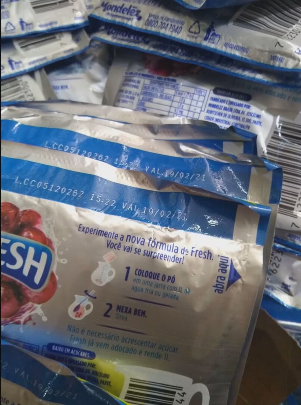 Fiscais do Procon-DF encontram produtos vencidos há mais de dois meses em mercado de Samambaia — Foto: Arquivo pessoal 