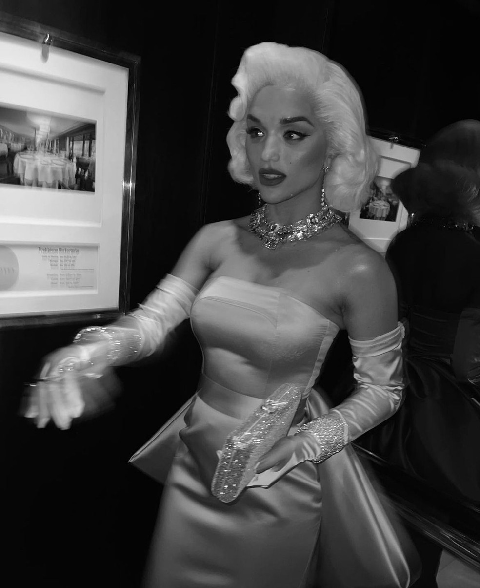 Rafa Kalimann se veste de Marilyn Monroe para o Halloween — Foto: Reprodução/Instagram