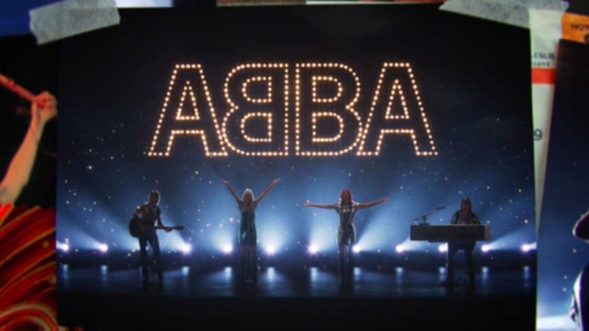 Grupo ABBA lança novo álbum após 40 anos e planeja turnê tecnológica
