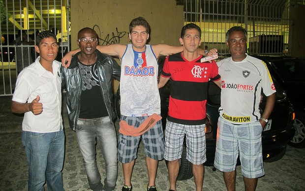 Camisas do Flamengo aparecem na torcida do Bahia em Aracaju