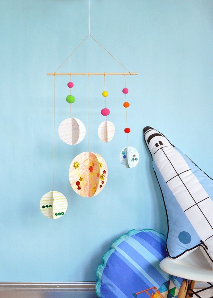 Decoração espacial: ideias para fazer no quarto infantil (Foto: Pinterest)