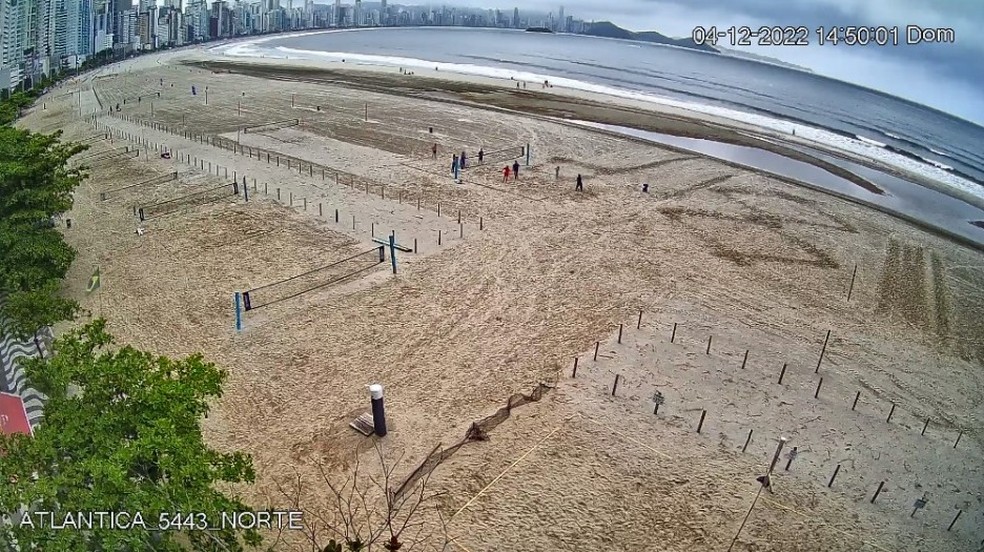 Lagoa em praia de Balneário Camboriú — Foto: Videomonitoralmento/Reprodução