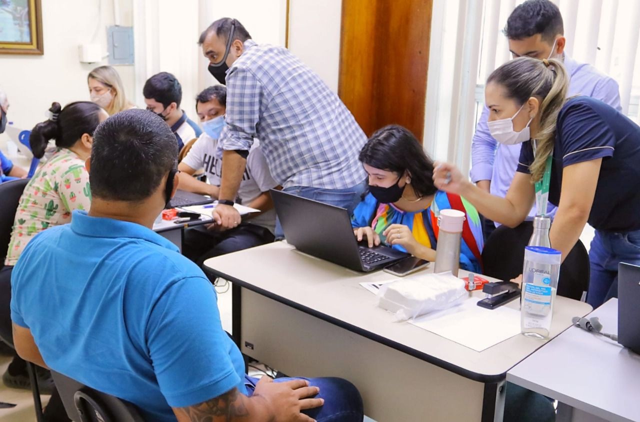 Defensoria realiza quase 400 atendimentos em mutirão para pessoas que cumprem penas no regime aberto