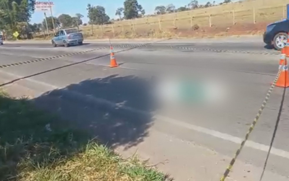Universitário atropelou e matou gari que estava a caminho do trabalho em Goiânia — Foto: Reprodução/TV Anhanguera