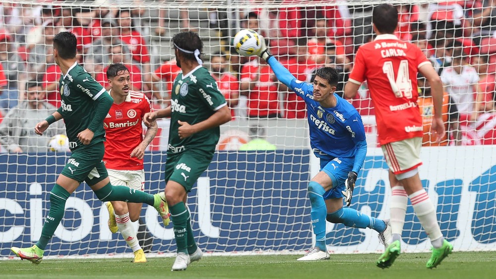 Atuações: Palmeiras vai mal na defesa em derrota na despedida do Brasileirão