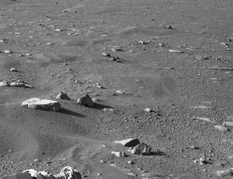 O PIXL também inclui uma câmera que captura imagens em close de texturas de rocha e solo (Foto: NASA/JPL-CALTECH)