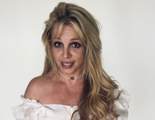 Britney Spears grava vídeo para fãs (Foto: Reprodução/Instagram)