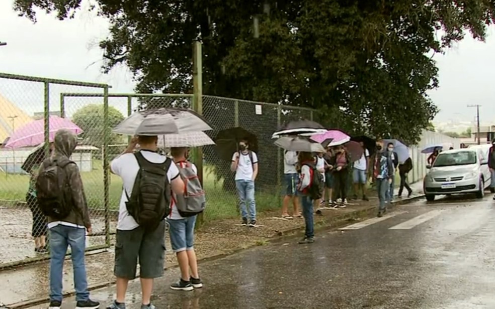 TJMG volta a proibir retorno das aulas presenciais em escolas públicas de Pouso Alegre  — Foto: Reprodução/EPTV