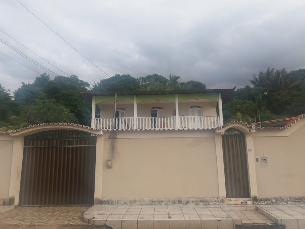 Casa onde a polícia encontrou venda de drogas no Olho d'Água, em São Luís — Foto: Alessandra Rodrigues/Radio Mirante AM