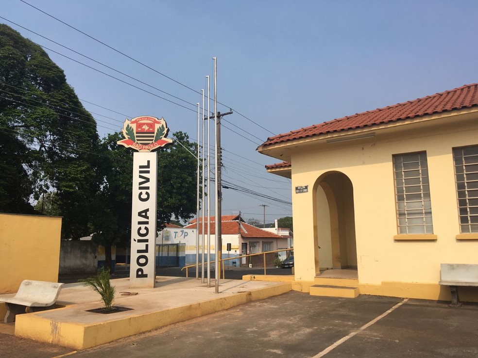 Polícia Civil prende suspeito de estupro ocorrido há 11 anos em Agudos  — Foto: Vanessa Aguiar / TV TEM 