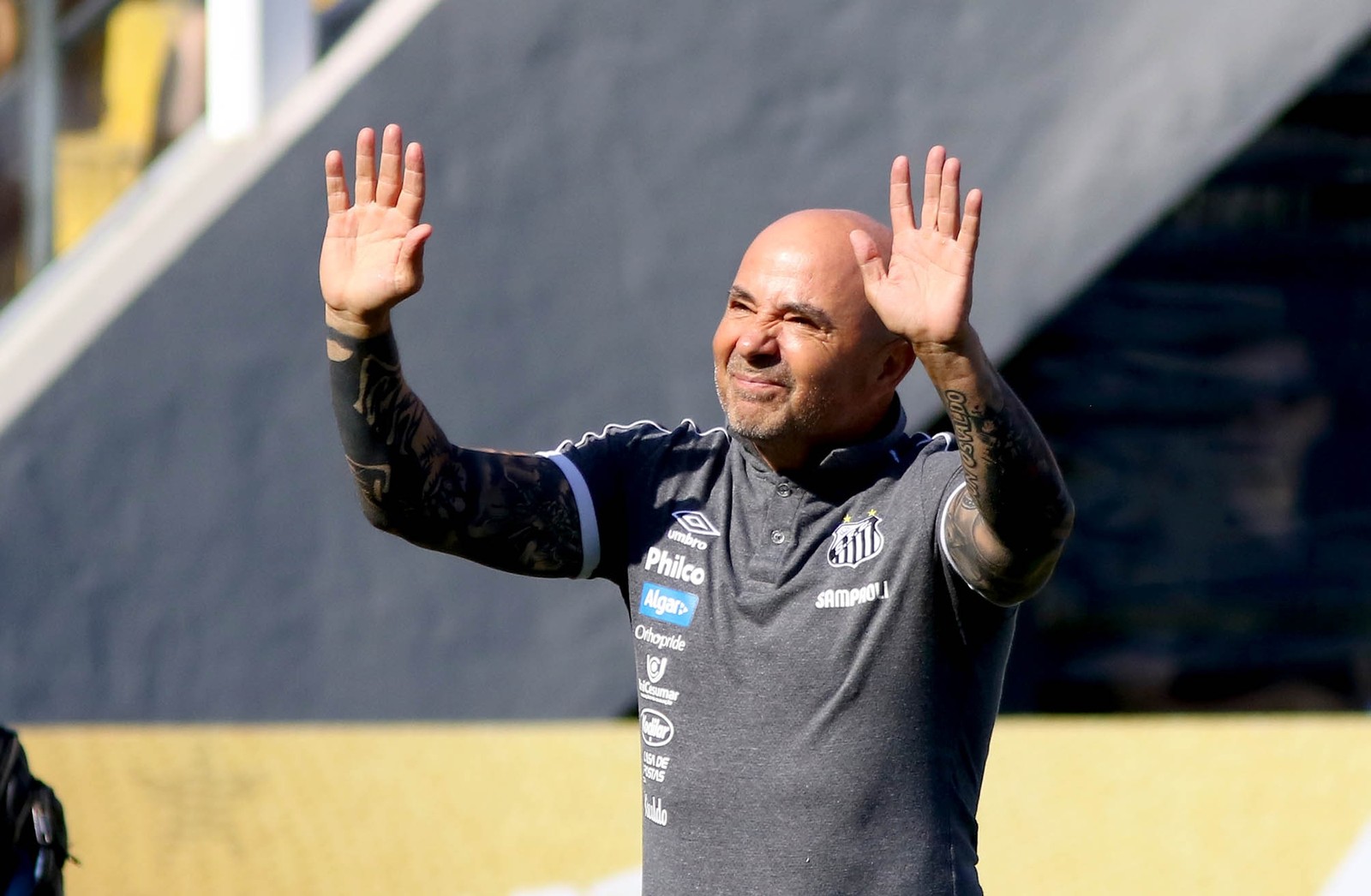 Na mira do Palmeiras, Sampaoli tem 'Dia D' no Santos; desconfiança com projeto pode decretar adeus