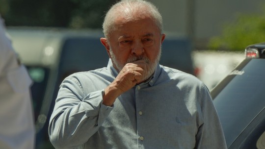 Diagnosticado com pneumonia, Lula ignora recomendação médica e marca reunião com ministros e líderes do Congresso