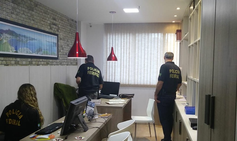 OperaÃ§Ã£o Efeito DominÃ³ cumpriu trÃªs mandados na ParaÃ­ba (Foto: DivulgaÃ§Ã£o/PF)