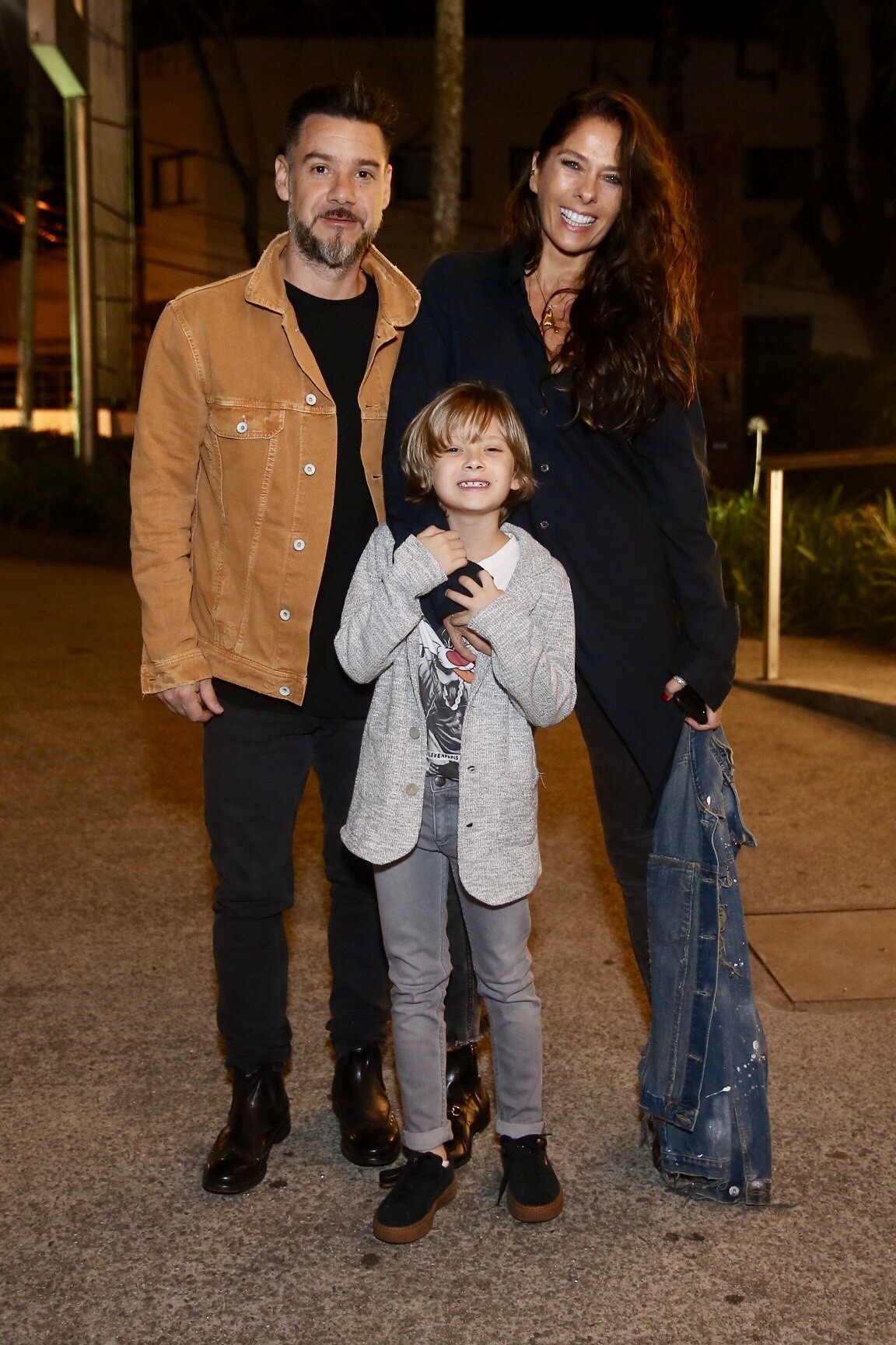 Alexandre Iodice e Adriane Galisteu com o filho, Vittorio (Foto: Manuela Scarpa/Brazil News)