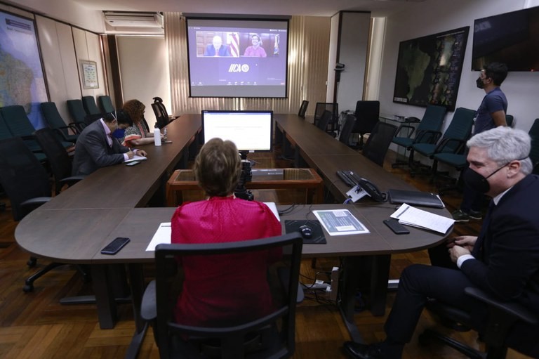 Ministra Tereza Cristina em reunião com ministros das Américas (Foto: Ministério da Agricultura/Divulgação)