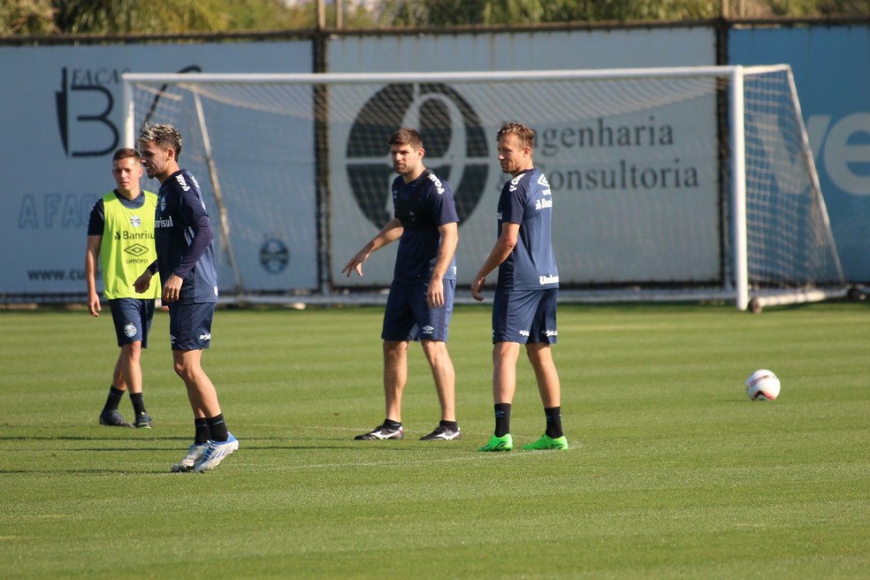 Com treino fechado para a imprensa, Grêmio encerra preparação para enfrentar o CSA