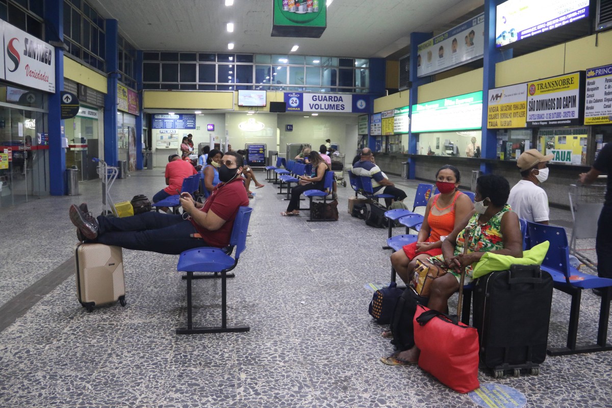 Movimento no Terminal Rodoviário de Belém deve aumentar 20 no 3º final de semana de julho, diz