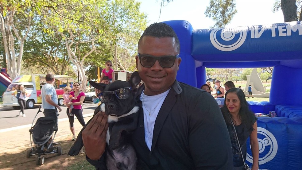 Lucas Martins e Dogui marcaram presença no evento (Foto: Tiago de Moraes/G1)