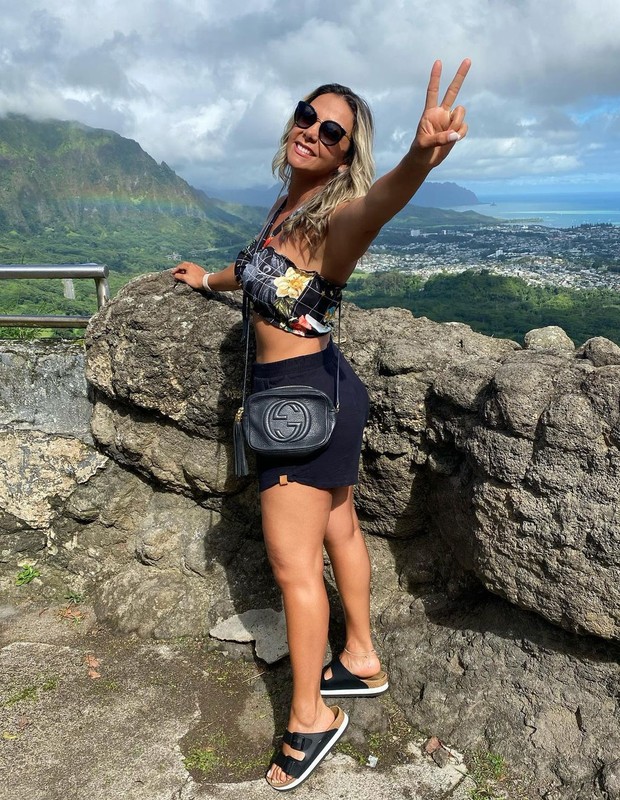 Carla Perez no Havaí (Foto: Reprodução/Instagram)
