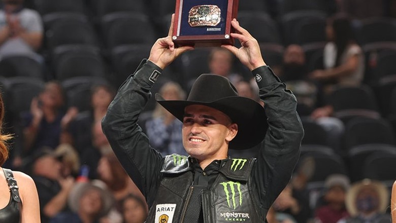 JOSÉ VITOR LEME BI-CAMPEÃO MUNDIAL DA PBR 2021! CONFIRA A ENTREVISTA E AS  MONTARIAS DA FINAL - VEGAS 