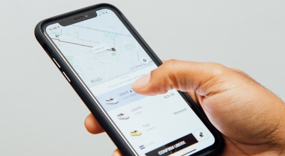Uber lança novo recurso de solicitação de viagens para terceiros — Foto: Divulgação/Unsplash (by Charles Deluvio)