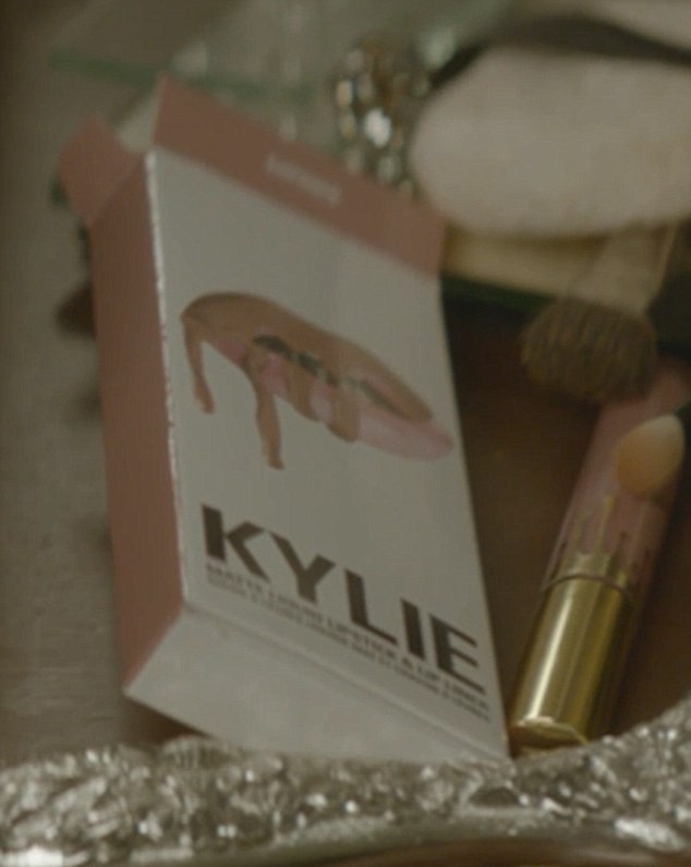 Kylie Lip Kits no novo clipe do rapper PartyNextDoor (Foto: Reprodução)