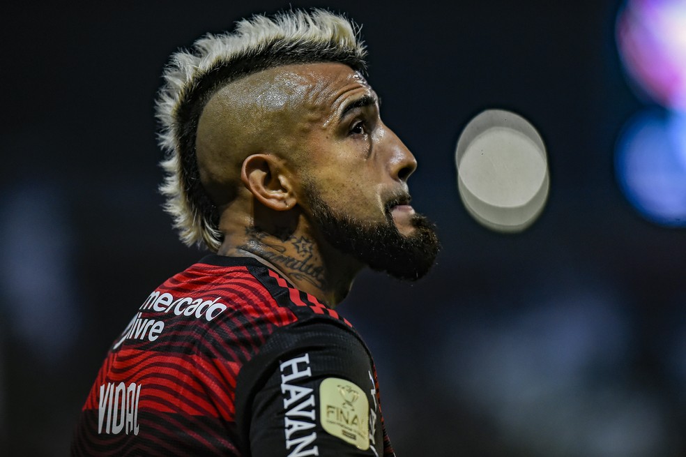 Vidal em ação pelo Flamengo contra o Corinthians — Foto: Marcelo Cortes/Flamengo