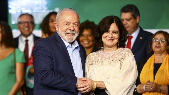 O recado de Lula a Nísia sobre o aborto