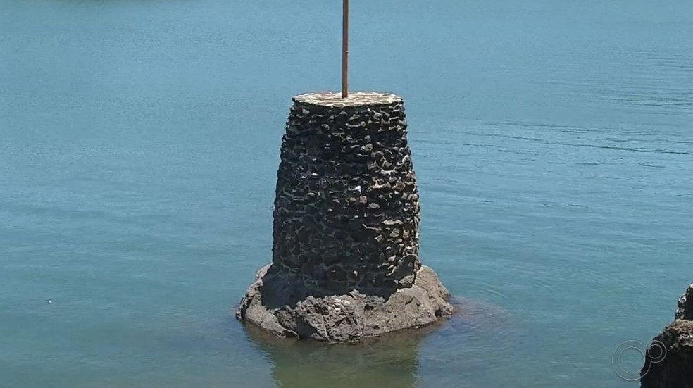 Represa está com nível em 33% da capacidade total em Chavantes  — Foto: TV TEM/ Reprodução 