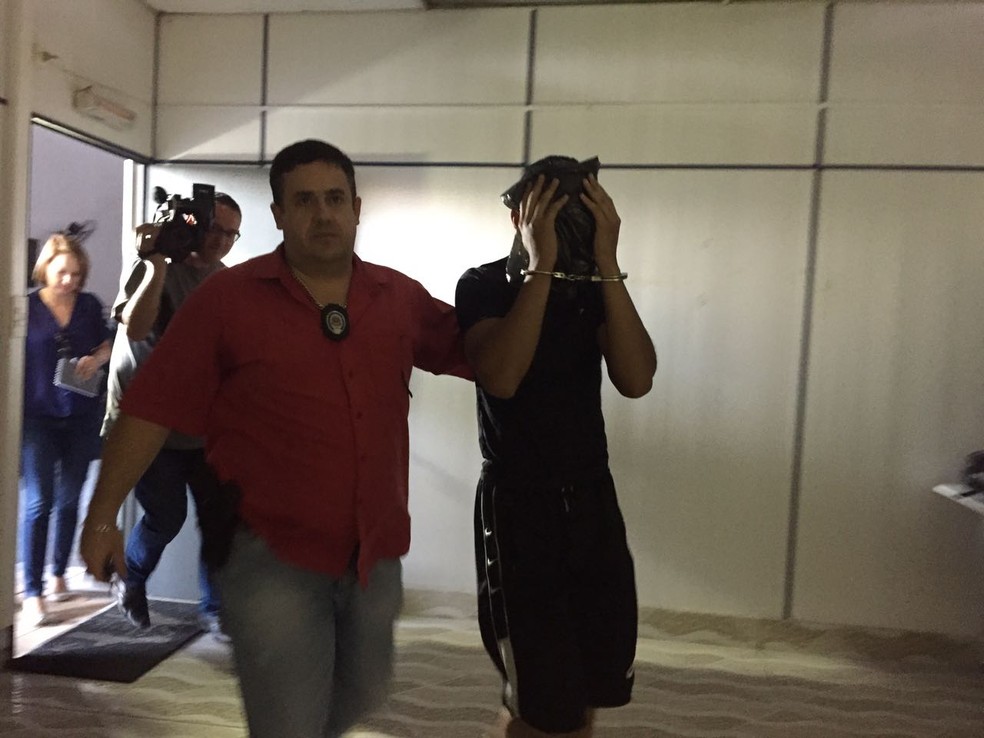 Mateus foi preso em São Paulo pela Rota e prestou depoimento em São José — Foto: Camilla Motta/G1
