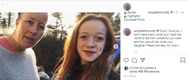 Amybeth McNulty lamenta morte da mãe (Foto: Reprodução/Instagram)