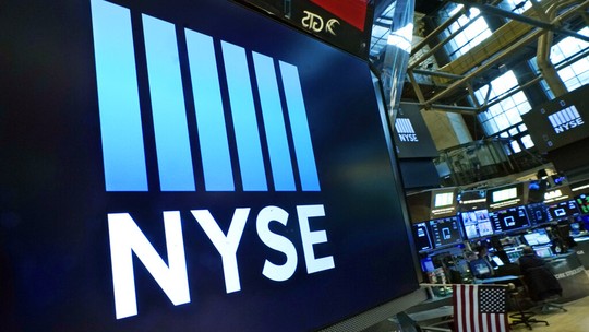 Bolsas de NY fecham em alta após investidores afastarem temor por crise bancária