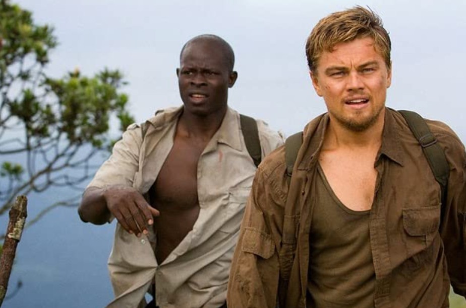 Djimon Hounsou e Leonardo DiCaprio em Diamante de Sangue (2006)