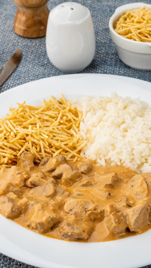 6 receitas de strogonoff para você fazer no dia a dia | Receitas ...
