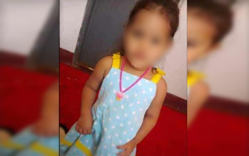 Criança espancada pela mãe e a madrasta, em Morrinhos, Goiás  — Foto: Reprodução/Redes sociais